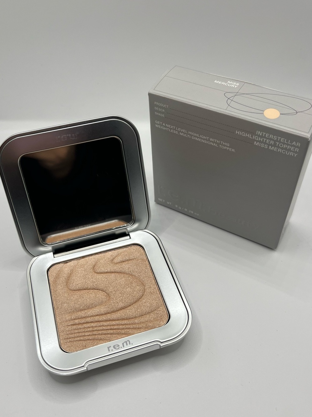 r.e.m. beauty NIB Interstellar Highlighter Topper - Miss Mercury (discontinued)